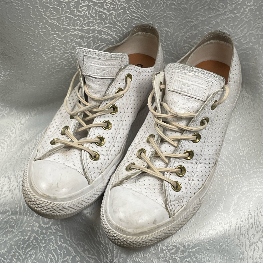 Converse White Leather Women's / Men’s Perforated White‎ Sneakers - Picture 7 of 7